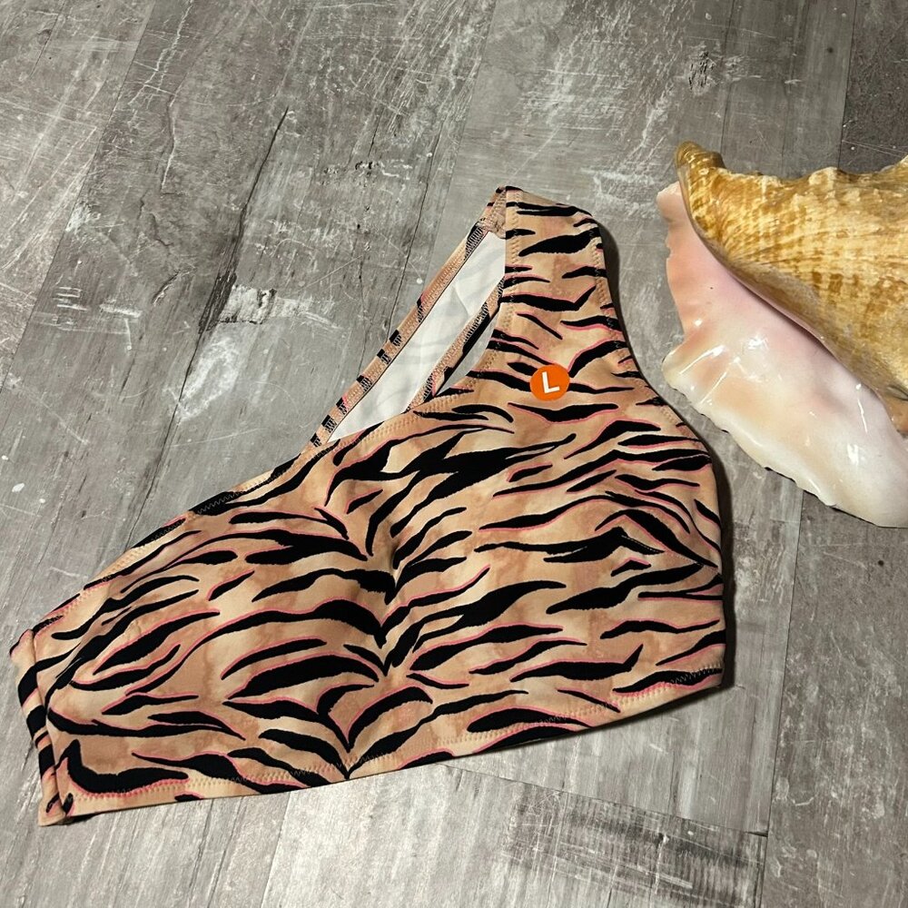 New no tags Victoria Secret off the shoulder Bikini Size Large